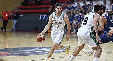 Sakarya Büyükşehir Basketbol takımı Adana deplasmanına çıkıyor