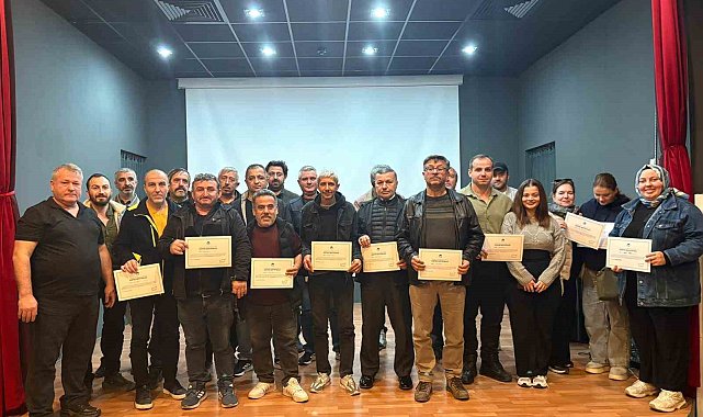 Sakarya Büyükşehir'in uzmanları evcil hayvanlarla ilgili bilinmesi gerekenleri anlattı