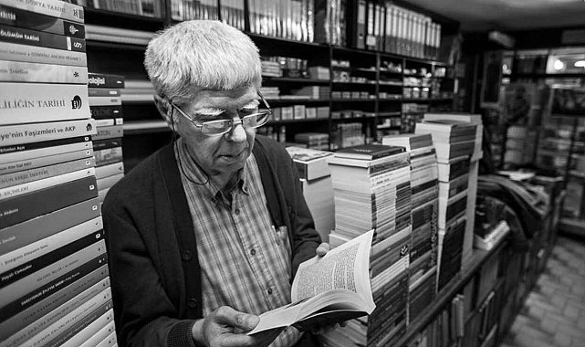 Sakarya'nın iki çınarı aynı sahnede: Faik Baysal ve Necati Mert anılıyor