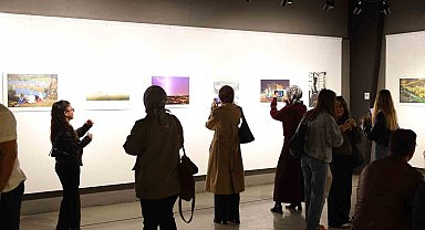 Sakarya'nın kültürünü yansıtan kareler OSM'de sanatseverle buluştu