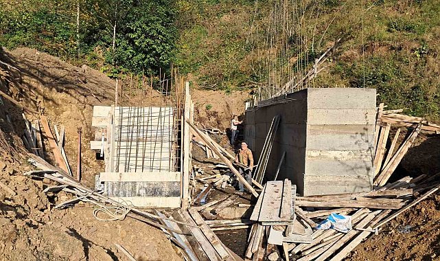 Salıpazarı'nda riskli bölgeye müdahale