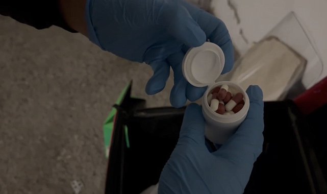 Samsun'da 4 bin 930 uyuşturucu hap ele geçirildi