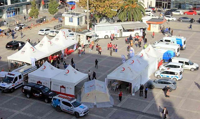 Samsun'da Kızılay Haftası kutlandı: "Kızılay bizim gözbebeğimiz"
