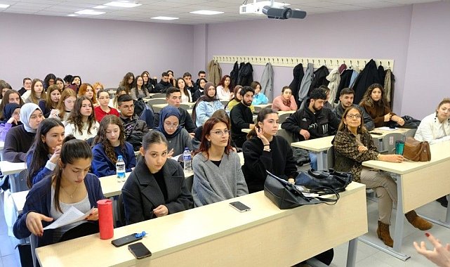 SBF'de "Yerel Yönetimlerde Sosyal Hizmet" semineri düzenlendi