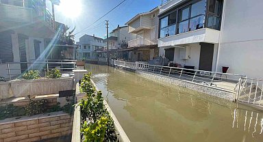 Selin etkilediği Foça'nın sokakları Venedik'e döndü
