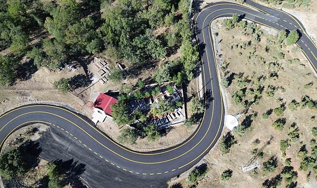 Siirt'te 23 bin 400 metrelik yolun çalışmaları tamamlandı