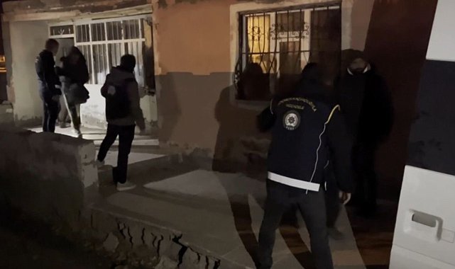 Sınırda nefes kesen operasyon: 24 düzensiz göçmen yakalandı