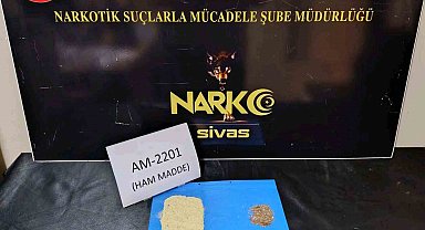 Sivas'ta uyuşturucu operasyonu: 3 kişi tutuklandı