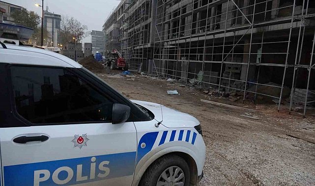 Spiral makinesiyle elini kesen işçi yaralandı