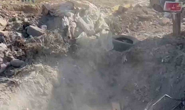 Sucuk, peynir, ketçaptan oluşan 1 ton gıda malzemesi toprağa gömülerek imha edildi