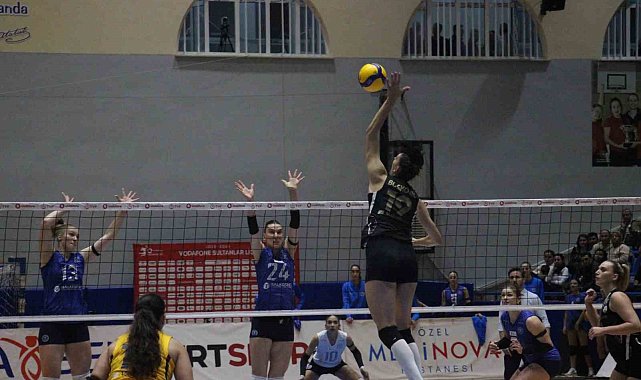 Sultanlar Ligi: Aydın Büyükşehir Belediyespor: 0 - V. Bank: 3