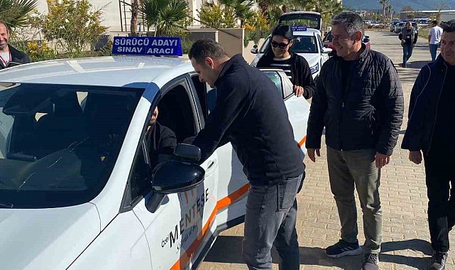 Sürücü adayları direksiyon eğitimlerine devam ediyor