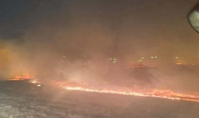 Tandırdan sıçrayan kıvılcımlar araziyi küle çevirdi