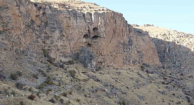 Tarihi Ansır Mağaraları korku mağarasına dönüştü