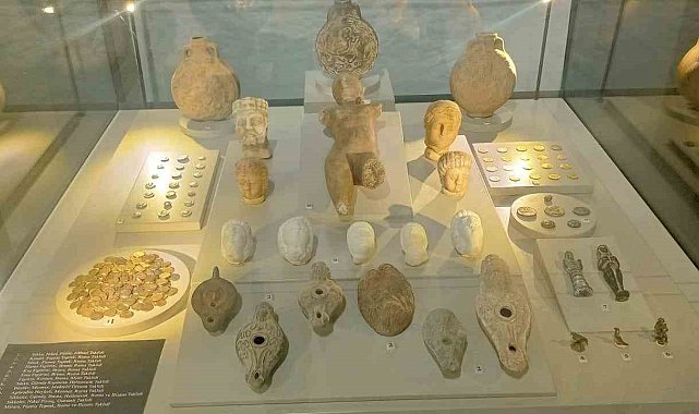 Tarihi eser kaçakçılığına dikkat çeken sergi ziyaretçilerini ağırlıyor