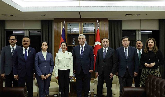 Ticaret Bakanı Bolat, Kamboçya Ticaret Bakanı Nimul ile bir araya geldi