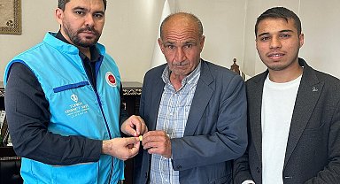 Trafik kazasında ölen kızının kazandığı altın ödülünü Filistin'e bağışlandı