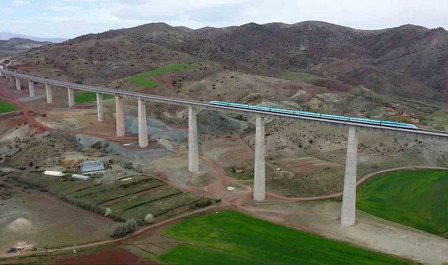 Tren biletlerinde öğretmenlere yüzde 50 indirim