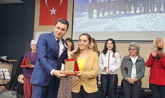 Tunceli'de sanatın gücüyle kadına yönelik şiddete karşı etkileyici mesaj