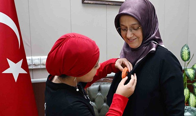 Turuncu renkle lösemiye farkındalık