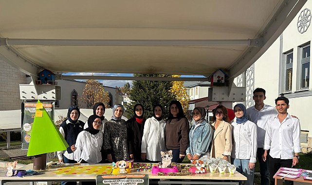 Üniversite öğrencilerinden 'Bir Kap Su, Bir Kap Sevgi' farkındalık etkinliği