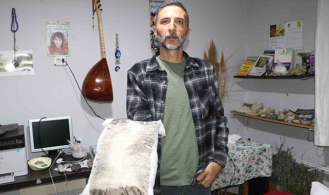 Uyku problemine karşı duyarsız kalamadı, Sivas'ın doğal taşları ile radyasyon savar yastık geliştirdi