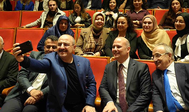 Varank: "Türkiye'nin şu anda yaşadığı en büyük sıkıntılardan bir tanesi sağlıklı bir muhalefetin olmayışı"