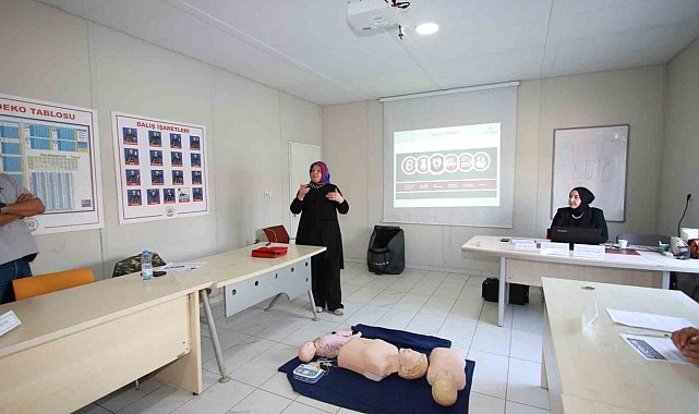 Yol ve bakım personeline ilk yardım eğitimi