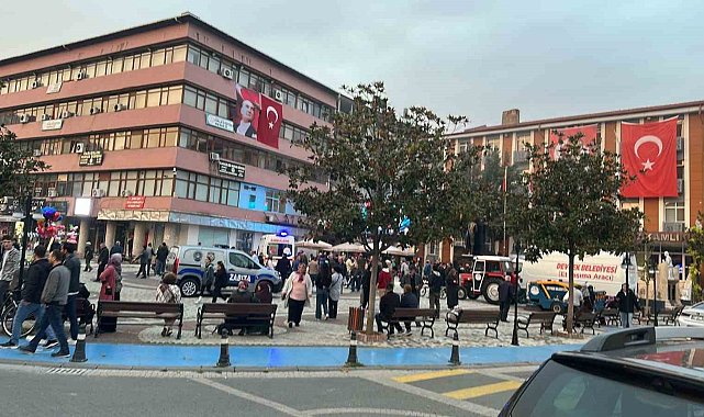 Zonguldak'ta psikolojik sorunları olduğu iddia edilen şahıs kaymakamlık önünde kendini yaktı