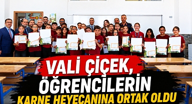 Vali Çiçek, Öğrencilerin Karne Heyecanına Ortak Oldu