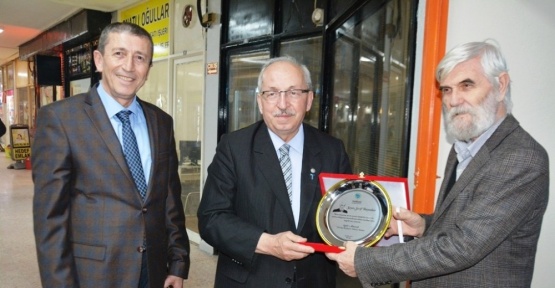 Başkan Albayrak’tan Gazeteciye 50. yıl sürprizi