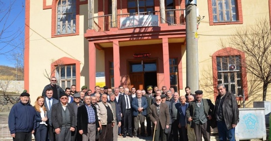 Vali Ceylan mahalle sakinleriyle bir araya geldi