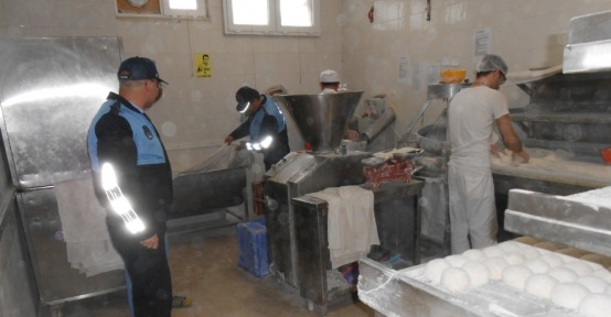 Kartepe Zabıtası’ndan fırınlara denetim