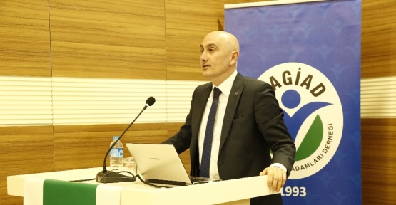 Rektör Yılmaz Endöstri 4.0 seminerine katıldı