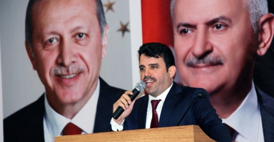 AK Parti’den ‘işçi alımı’ iddialarına yalanlama