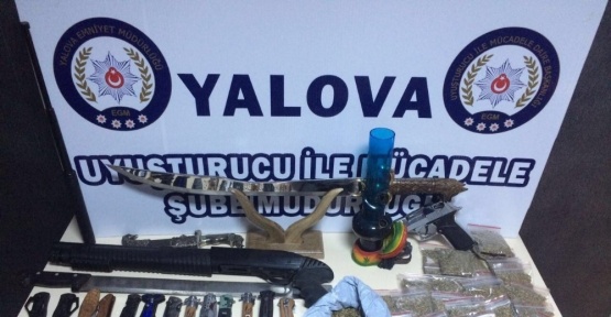 Polis uyuşturucu tacirlerine göz açtırmadı