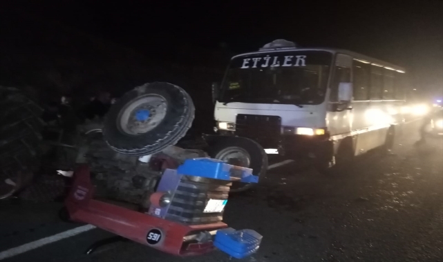 Kırıkkale'de dolmuşla traktörün çarpıştığı kazada 2 kişi yaralandı
