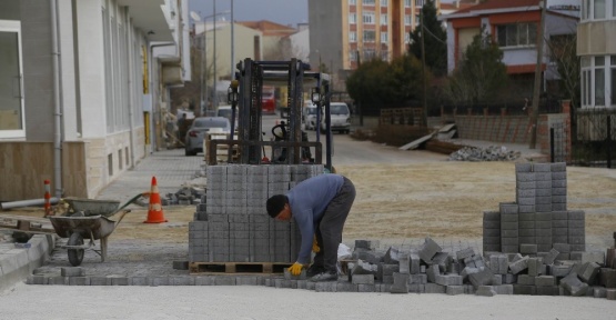 Yol düzenleme çalışmaları devam ediyor