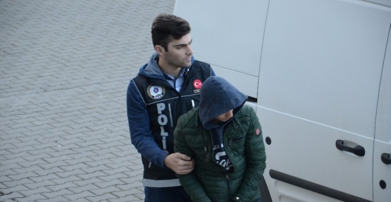 Uyuşturucu ticareti yapan 4 kişi tutuklandı