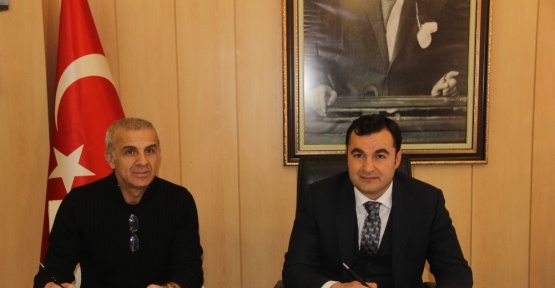 Gaziantep Büyükşehir Belediyespor, Oğuz Çetin ile sözleşme imzaladı