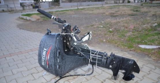 İzmir’de tekne motoru çalan hırsızlar yakalandı