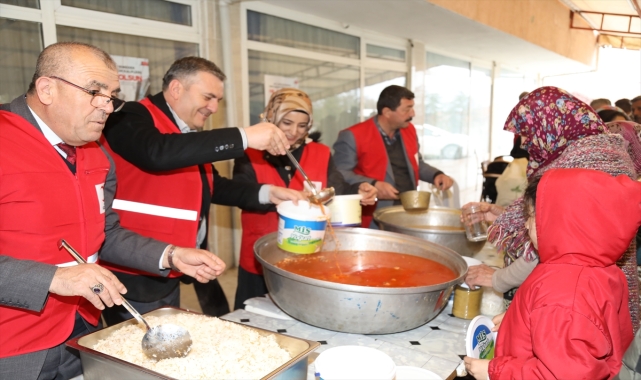 Türk Kızılay Çubuk Şubesinden her gün 1500 kişiye sıcak yemek