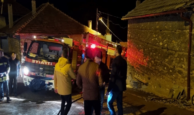 Derebucak'ta ev yangını söndürüldü