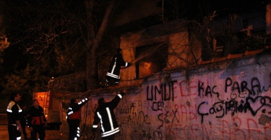 Amasya’da bir mahallede peş peşe yangın çıktı