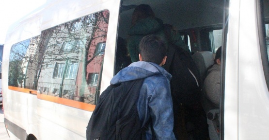 Kocaeli’de okul servislerinde ’veli denetimi’ dönemi