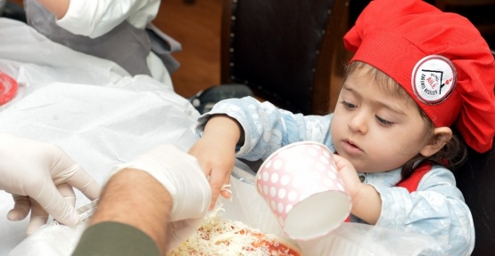 Küçük şefler Geleneksel Tatlar Atölyesi’nde doyasıya eğlendi