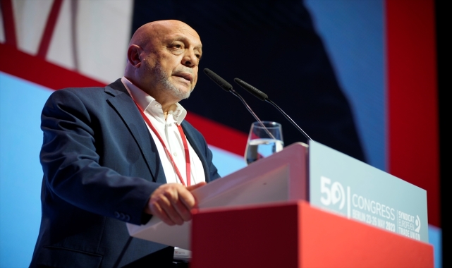HAK-İŞ Genel Başkanı Arslan, ETUC Genel Kurulu'nda konuştu: