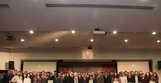 İzmir Ekonomi öğrencilerine girişimcilik sertifikası