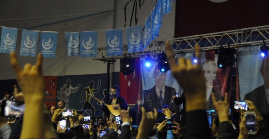 Ülkü Ocaklarından birlik ve beraberlik konseri