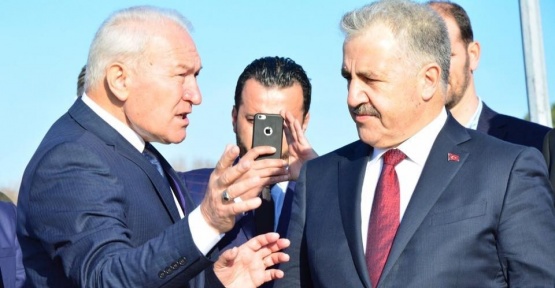 Lapseki’de Yat Limanı Projesine Bakan Arslan’dan destek